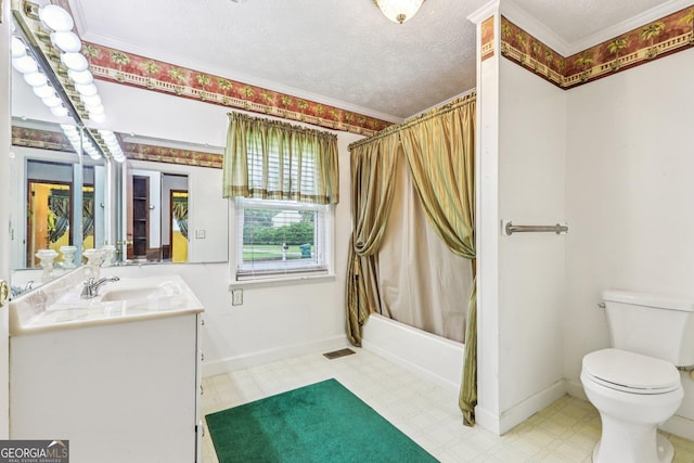 289 Hilton St, Monticello, GA 31064 - full bathroom with tile patterned floors, vanity, toilet, shower / bath combination with curtain, and baseboards