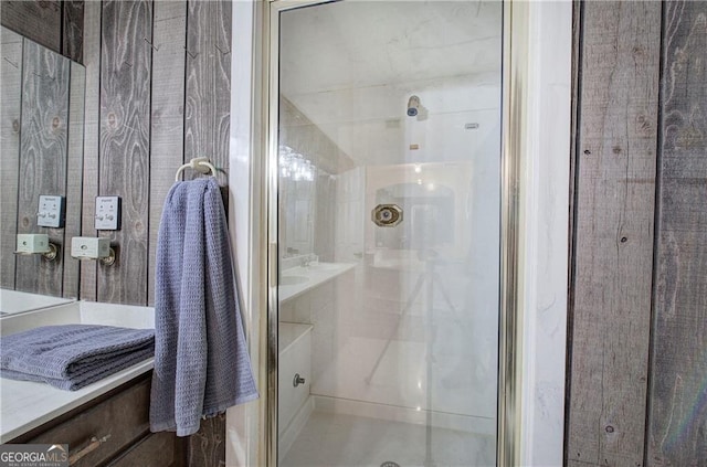141 Holcomb Spur NW, Adairsville, GA 30103 - full bath featuring a stall shower and vanity
