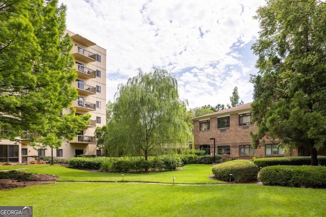 1800 Clairmont Lk Unit 216, Decatur, GA 30033 - view of home's community with a yard