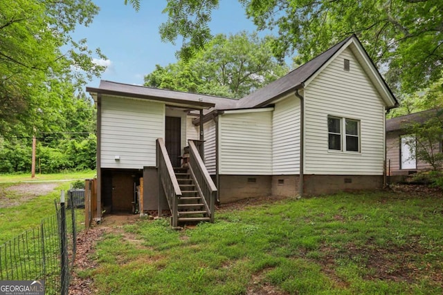 2860 Jefferson St, Austell, GA 30106 - view of front facade featuring crawl space
