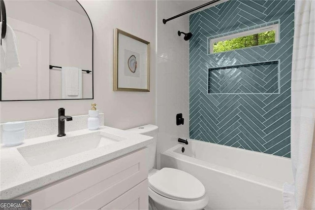 6405 Cherry Tree Ln, Atlanta, GA 30328 - full bath with shower / tub combo with curtain and vanity