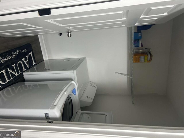122 Sterling Ct Unit 122, Alpharetta, GA 30004 - laundry room with washer and dryer