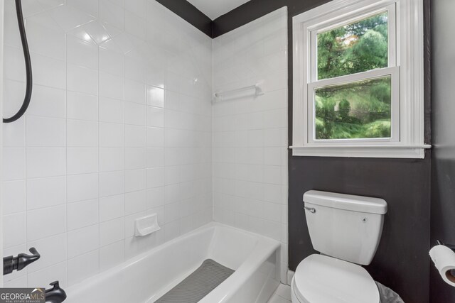712 Brookshade Pkwy, Alpharetta, GA 30004 - full bathroom featuring toilet and shower / bath combination