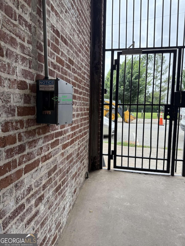 320 Martin Luther King Jr Dr SE Unit 5, Atlanta, GA 30312 - exterior view of brick siding and a gate