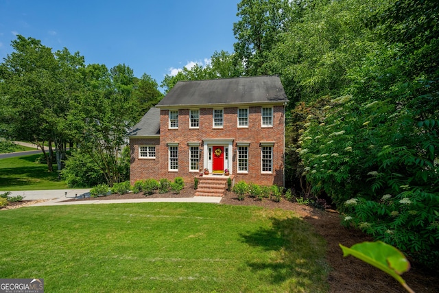 1885 N Creek Cir, Alpharetta, GA 30009 - colonial house with brick siding and a front yard
