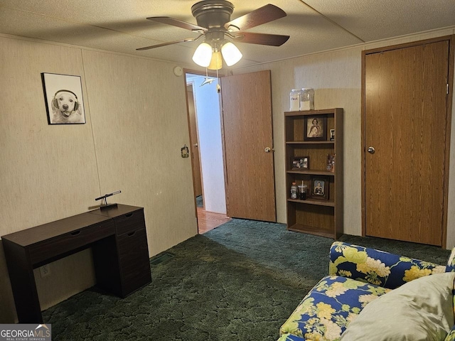136 Hickory Hl, Anniston, AL 36206 - living area featuring carpet flooring and ceiling fan