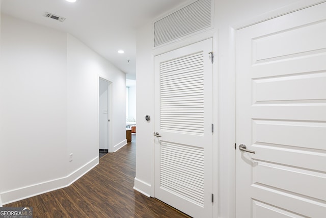 1080 Peachtree St NE Unit 2116, Atlanta, GA 30309 - hall featuring recessed lighting and dark wood-style floors