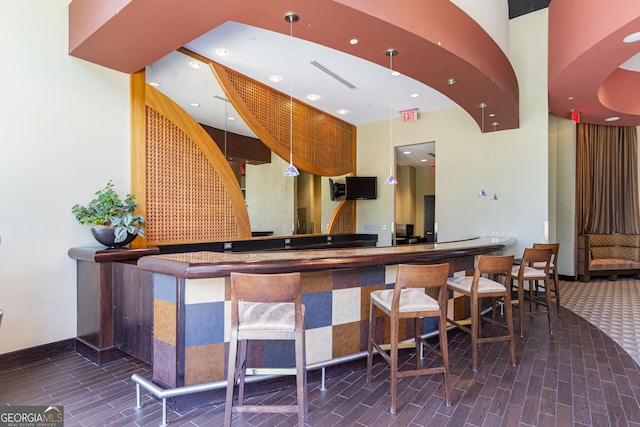 1080 Peachtree St NE Unit 2116, Atlanta, GA 30309 - bar with recessed lighting and baseboards