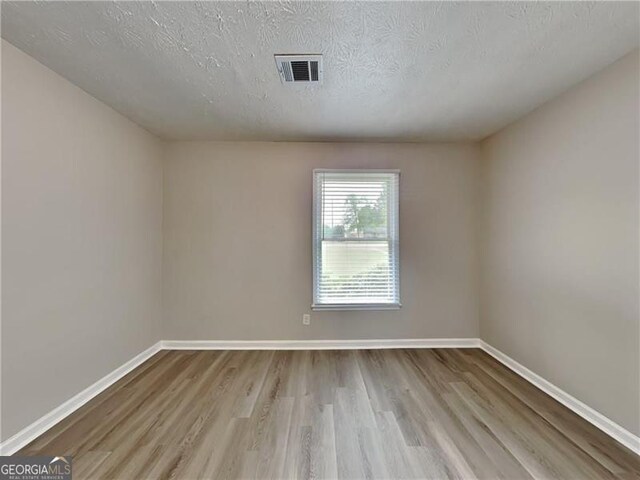 876 Saint Charles Ct, Lawrenceville, GA 30046