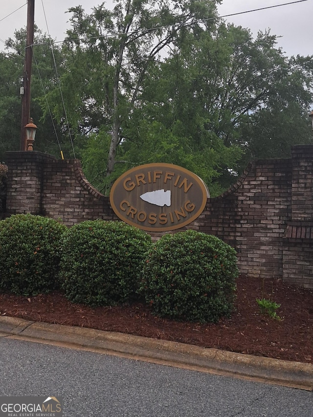 105 Deer Forest Trl, Macon, GA 31216 - view of community / neighborhood sign