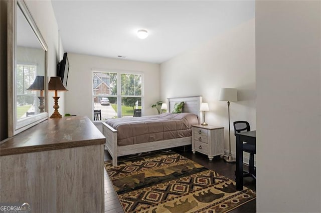 17 Twelve Oaks Dr, Cartersville, GA 30120 - bedroom featuring dark wood finished floors