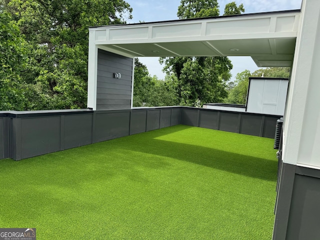 1962 8th St, Chamblee, GA 30341 - view of grassy yard