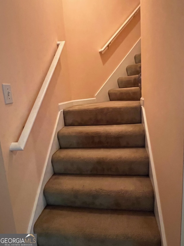 740 Pebble Blvd, Covington, GA 30016 - view of staircase
