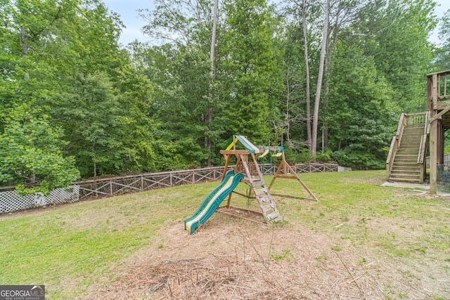 1022 Nestling Dr, Lawrenceville, GA 30045 - view of yard with stairway