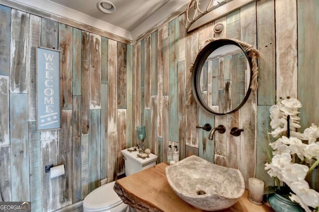 2279 Weeping Oak Dr, Braselton, GA 30517 - bathroom featuring toilet