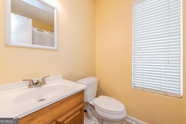 141 Stoneridge Dr, Warner Robins, GA 31088 - bathroom with vanity and toilet
