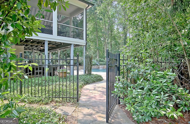 505 Lighthouse Ln, Peachtree City, GA 30269 - view of gate