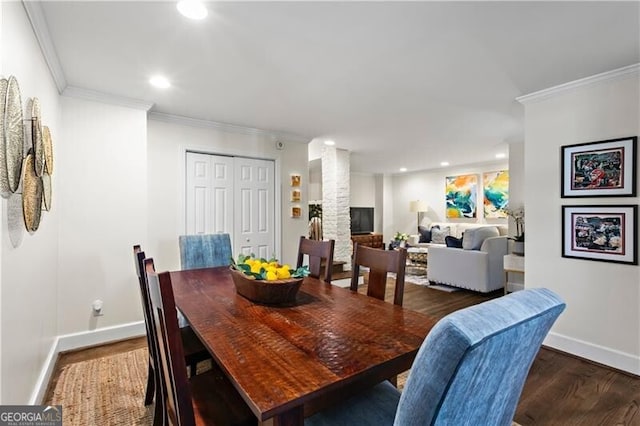 802 Frederica St NE Unit 5, Atlanta, GA 30306 - dining area featuring dark wood-style floors, baseboards, crown molding, and recessed lighting