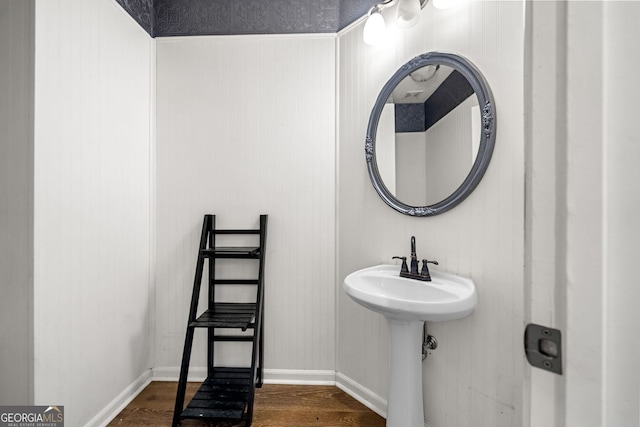 1205 Compass Pointe Xing, Alpharetta, GA 30005 - bathroom featuring wood finished floors and baseboards