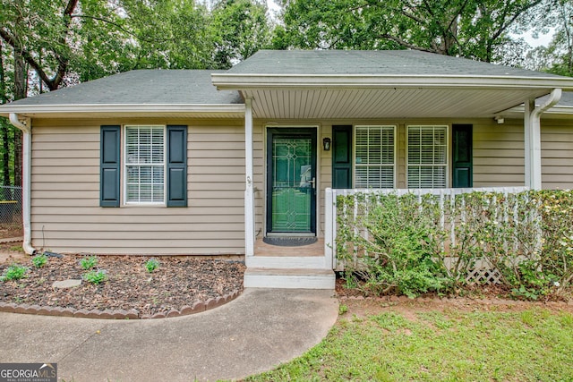 85 Prestigious Pl, Senoia, GA 30276 - view of front facade with covered porch and a shingled roof