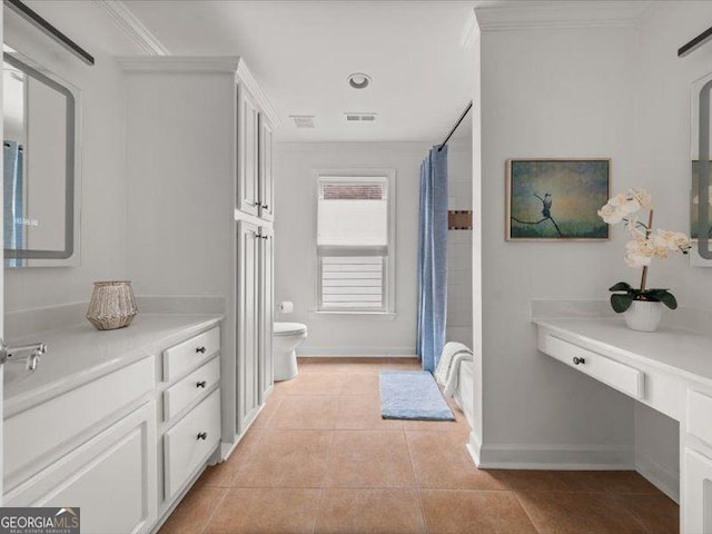 121 Fulton Way SE, Atlanta, GA 30312 - bathroom with tile patterned flooring, toilet, vanity, ornamental molding, and a shower with curtain