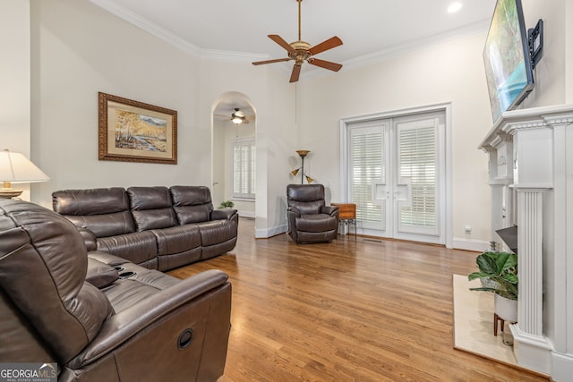 311 Vinings Walk, Gainesville, GA 30501 - living room featuring ceiling fan, ornamental molding, and light wood finished floors
