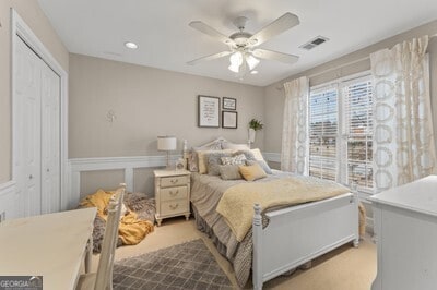 154 Hunters Trl, Dallas, GA 30157 - bedroom with a closet, ceiling fan, and recessed lighting