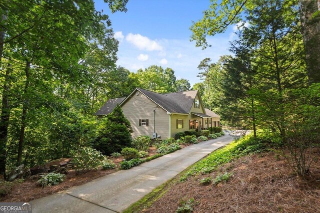 265 Shane Dr, Canton, GA 30115 - view of side of property featuring driveway