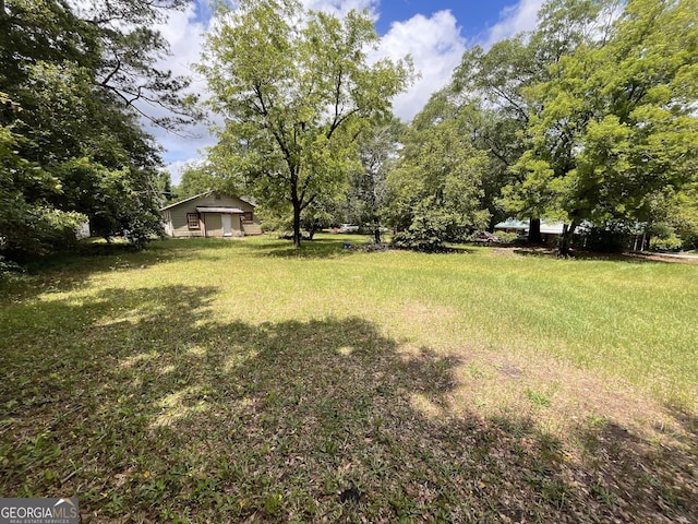 1263 Highland Ave, Macon, GA 31211 - view of grassy yard