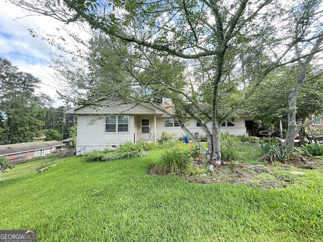 2742 Forest Ridge Dr, Macon, GA 31204 - rear view of property featuring crawl space