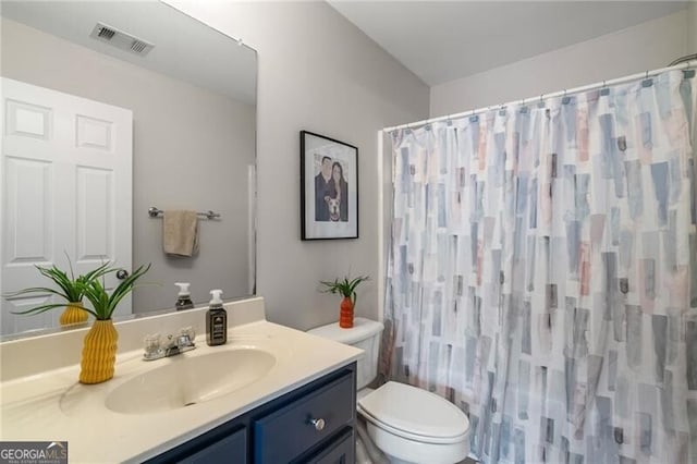3088 Steeplechase Dr, Alpharetta, GA 30004 - full bath with vanity, toilet, and curtained shower