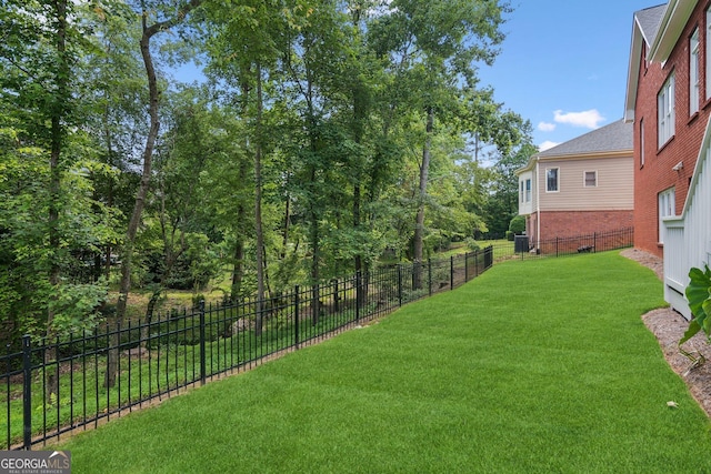 952 Moores Walk Ln, Suwanee, GA 30024 - view of yard with cooling unit