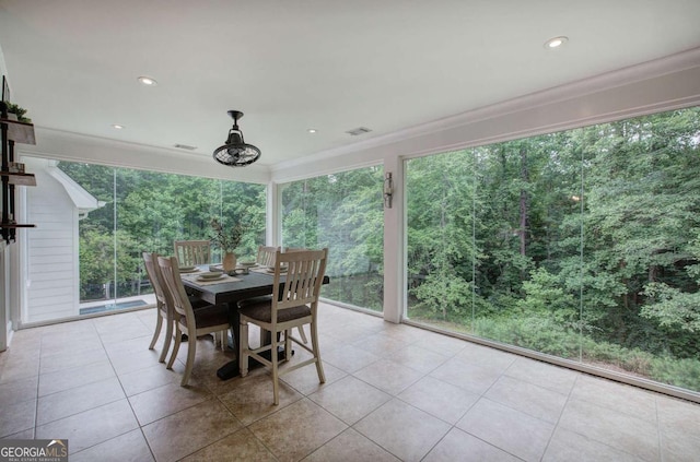 6095 Fords Rd NW, Acworth, GA 30101 - view of patio / terrace with outdoor dining space