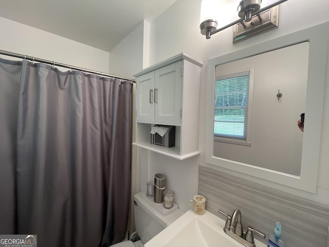 424 Harkins Rd, Cleveland, GA 30528 - bathroom featuring toilet and a shower with shower curtain