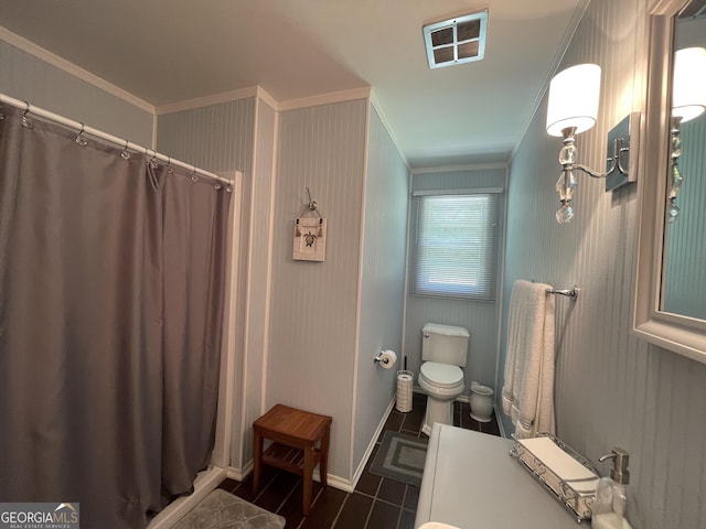424 Harkins Rd, Cleveland, GA 30528 - full bathroom with toilet, ornamental molding, a shower with shower curtain, and baseboards