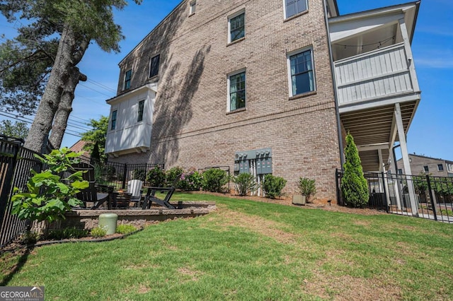 710 Elmwood Way, Roswell, GA 30075 - view of building exterior with a fenced backyard