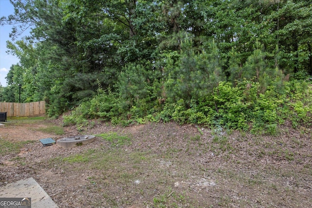 2137 Chadwick Rd SW, Atlanta, GA 30331 - view of yard featuring central AC