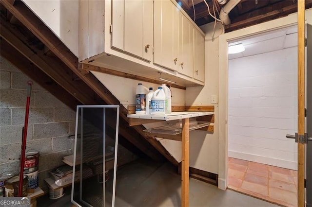 1492 Sagewood Cir, Stone Mountain, GA 30083 - basement featuring concrete block wall