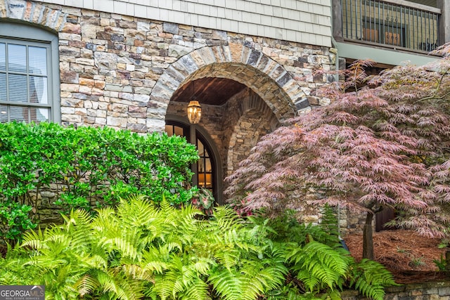 3075 Woodvale Ct, Johns Creek, GA 30022 - exterior view of stone siding