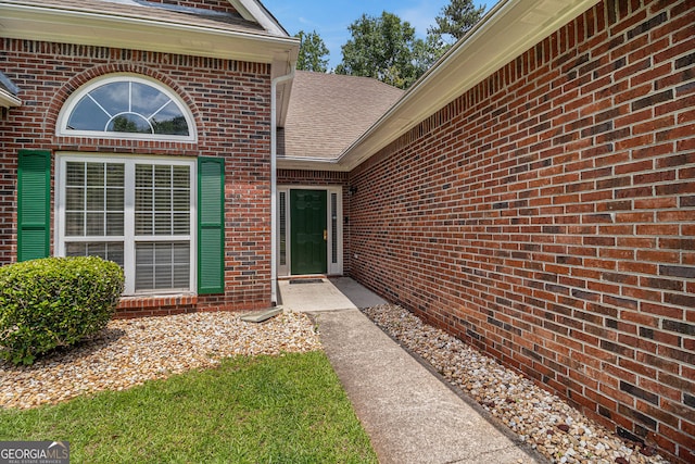2928 Mandy Ct, Jonesboro, GA 30236 - property entrance with brick siding and a shingled roof