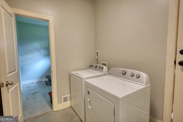 1177 Castle Way, Norcross, GA 30093 - washroom featuring washer and clothes dryer