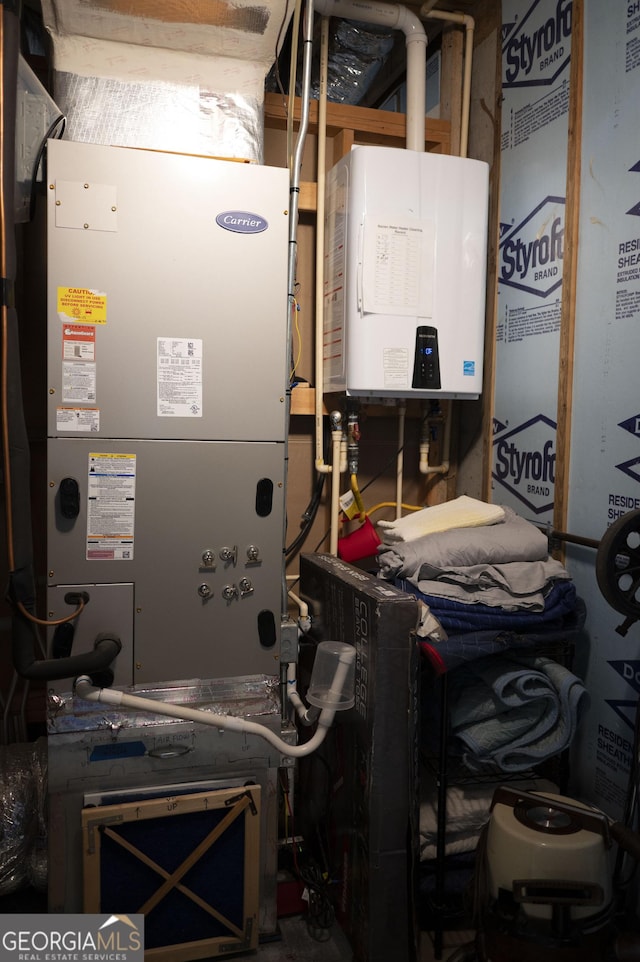 323 Mccartan Trl, Clarkesville, GA 30523 - utility room with water heater