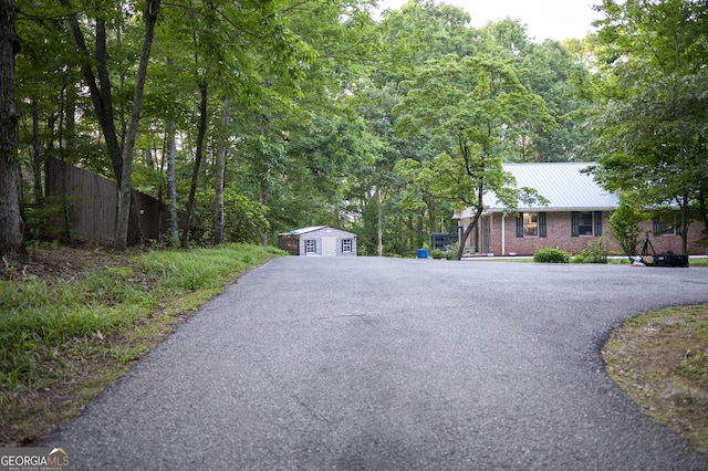 323 Mccartan Trl, Clarkesville, GA 30523 - view of asphalt road
