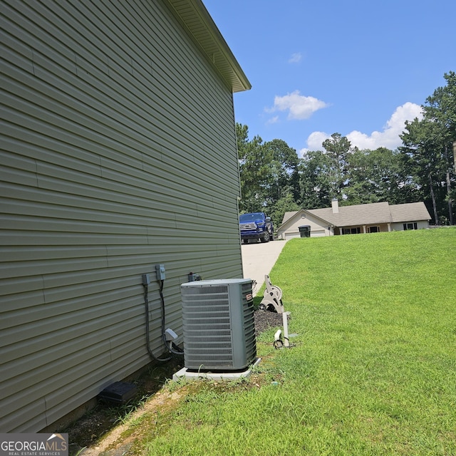 1649 Deer Creek Ln, Monroe, GA 30655 - view of grassy yard
