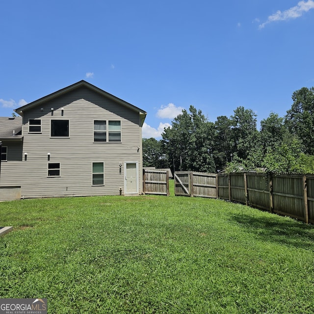 1649 Deer Creek Ln, Monroe, GA 30655 - back of property with a fenced backyard