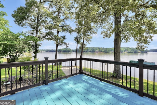 172B Hummingbird Ln, Jackson, GA 30233 - wooden deck featuring a water view