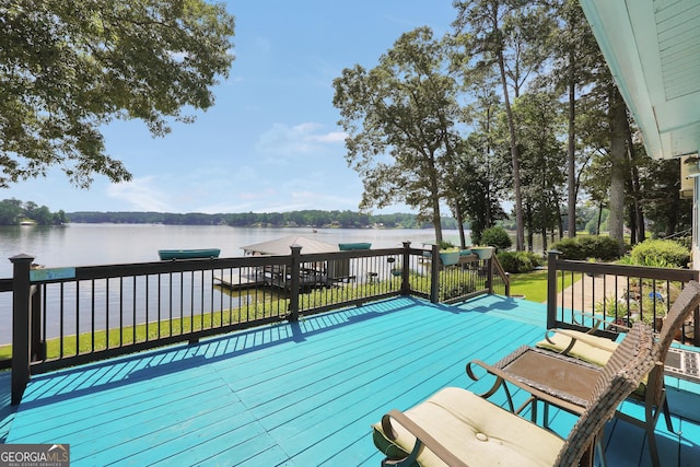 172B Hummingbird Ln, Jackson, GA 30233 - wooden terrace with a water view