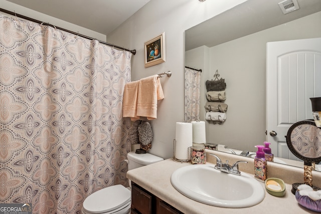 98 Concord Pl, Hiram, GA 30141 - full bathroom with vanity and curtained shower
