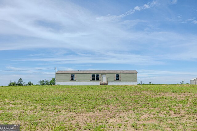 461 Mccord Rd, East Dublin, GA 31027 - view of front of home featuring a front lawn