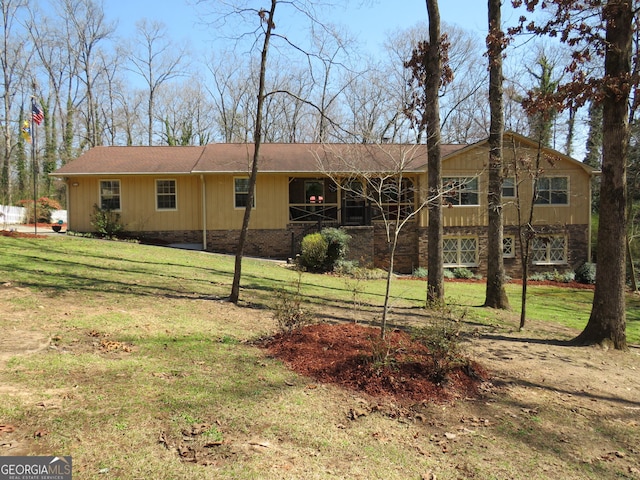 141 Cherokee Cir, Cedartown, GA 30125 - view of front of property featuring a front lawn